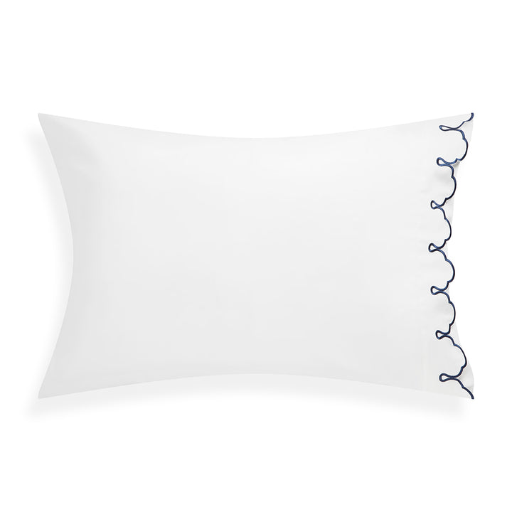 Scalloped Embroidered Sheet Set