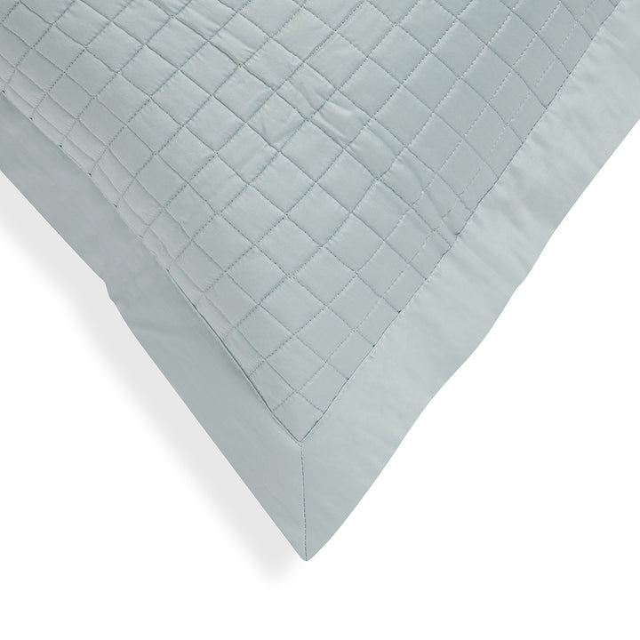 420TC Quilted Coverlet