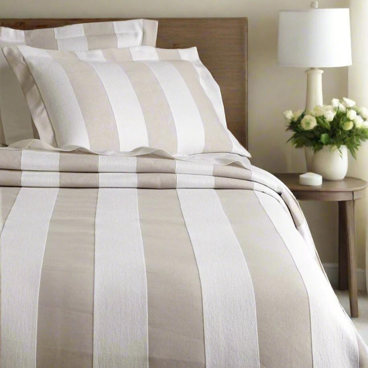 Barrado Coverlet